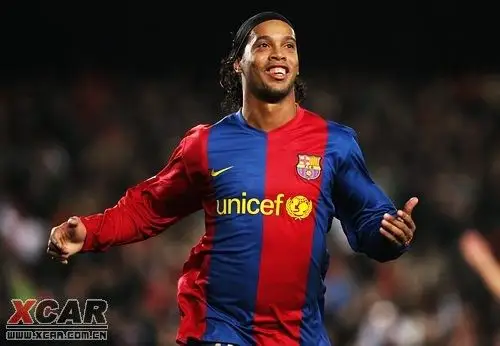 而是专注于 而是专注于